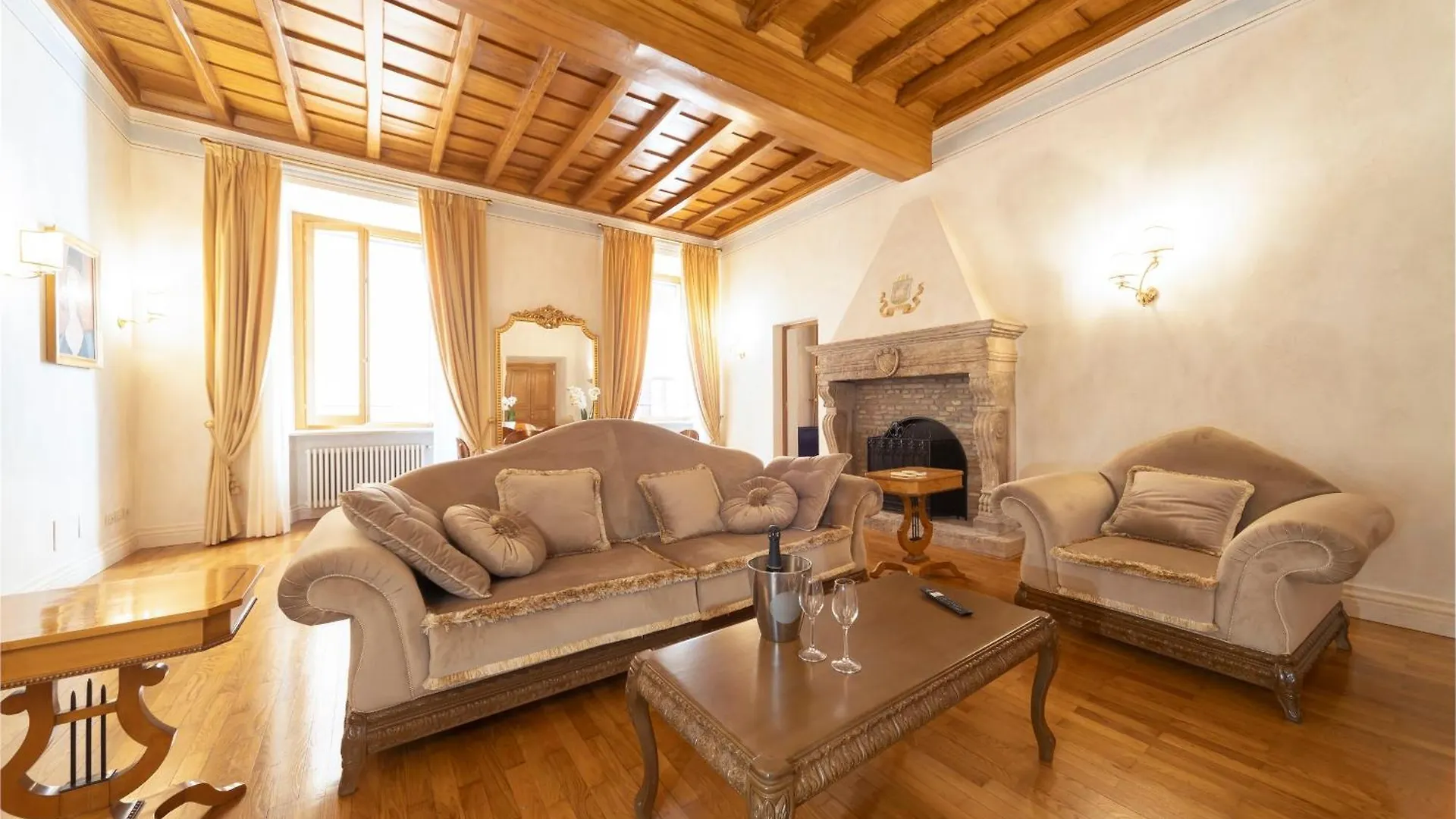 Pantheon Suites In Ρώμη Πανσιόν